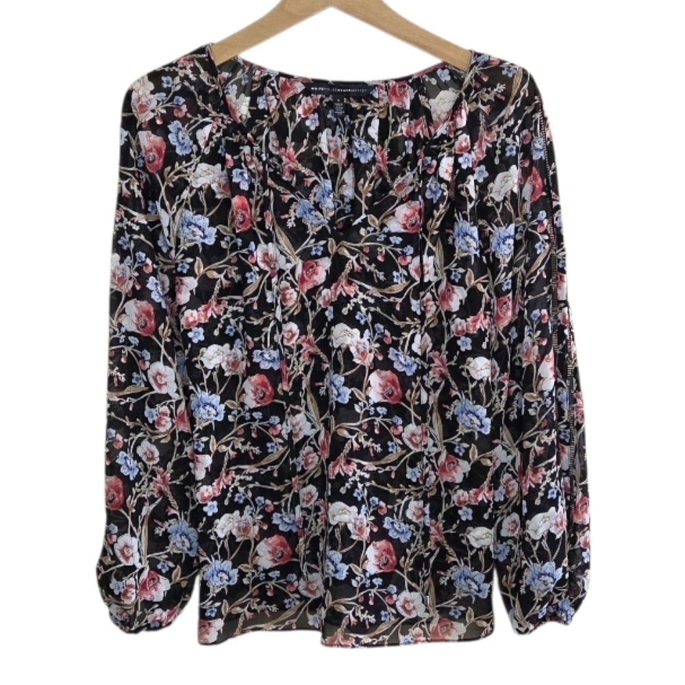 WHBM | Floral Long Sleeve Popover Blouse with Crochet Ladder Detail Size 6